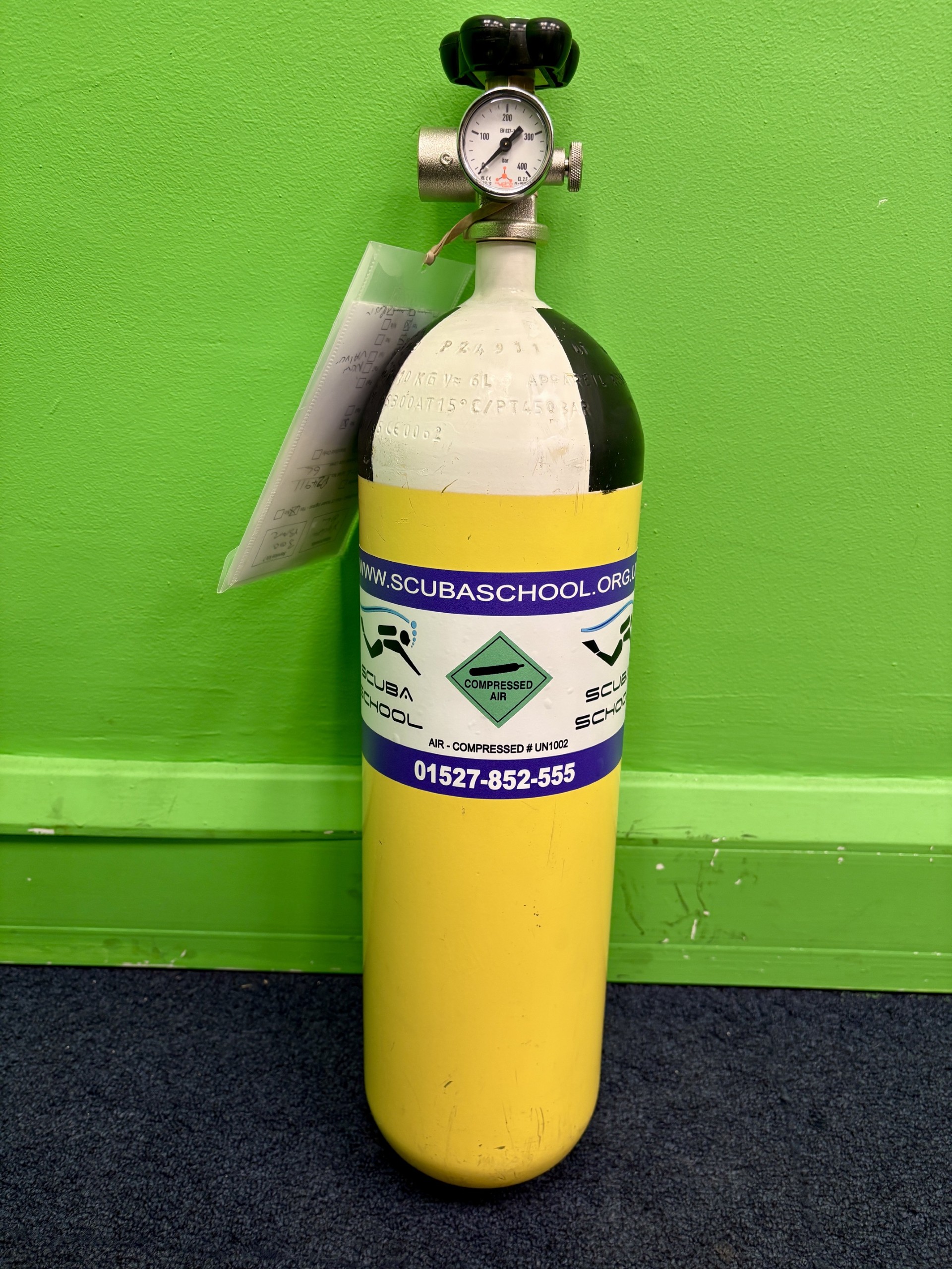6L Steel 300 Bar Gun Cylinder with New Test Certificate & Brand New Valve. CRC252 Really Good Condition